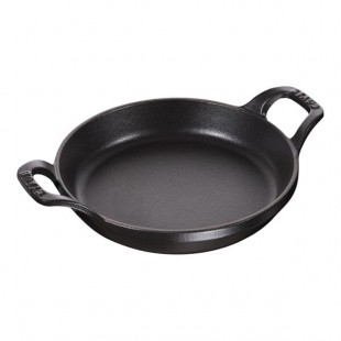 Staub 25 oz. Black Enameled Cast Iron Round Gratin / Roasting Dish 1004112 Staub 25 oz. Black Enameled Cast Iron Round Gratin / Roasting Dish 1004112
