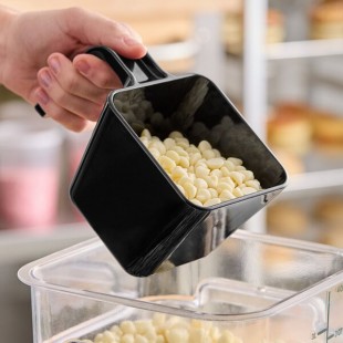 Carlisle 49122-103 20 oz. Black Polycarbonate Portion Scoop