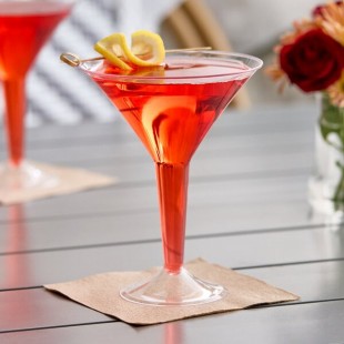Visions 8 oz. Clear 1-Piece Plastic Martini Glass - 96/Case Visions 8 oz. Clear 1-Piece Plastic Martini Glass - 96/Case