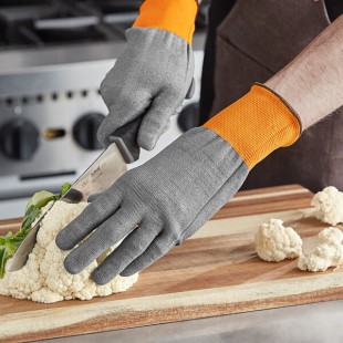 Armor Guys Kyorene Pro 20-099-L Gray 15 Gauge Graphene A9 Cut-Resistant Food-Safe Glove - Large - Pair Armor Guys Kyorene Pro 20-099-L Gray 15 Gauge Graphene A9 Cut-Resistant Food-Safe Glove - Large - Pair