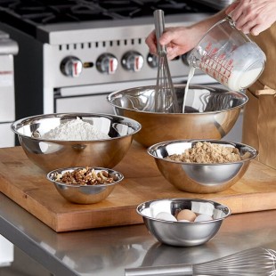 Vollrath 5 Piece Standard Weight Stainless Steel Mixing Bowl Set - 5/Set Vollrath 5 Piece Standard Weight Stainless Steel Mixing Bowl Set - 5/Set
