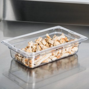 Carlisle 3068007 StorPlus 1/4 Size Clear Polycarbonate Food Pan - 2 1/2 Carlisle 3068007 StorPlus 1/4 Size Clear Polycarbonate Food Pan - 2 1/2