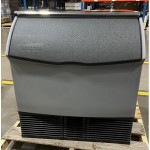 Scratch and Dent Ice-O-Matic CIMU300HA90 30 3/8 Scratch and Dent Ice-O-Matic CIMU300HA90 30 3/8