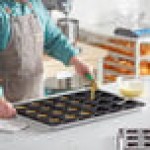 Pavoni Pavoflex 24 Compartment Love Silicone Baking Mold PX032 - 3 1/16