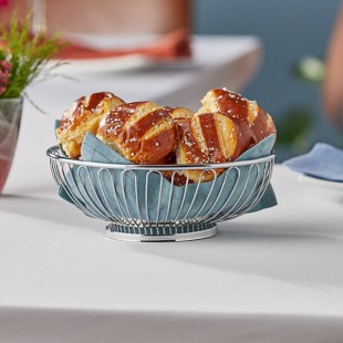 TableCraft 4171 Chalet Small Oval Chrome Basket - 7 1/2