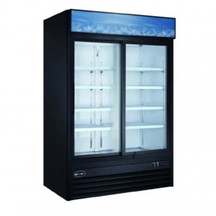 SABA SM-45R Refrigerator Merchandiser Reach-in Two-section