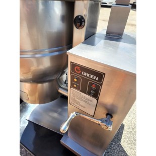 Groen 159142 Hinged Cover for 20 Gallon Tilting Kettle Stainless Steel Groen 159142 Hinged Cover for 20 Gallon Tilting Kettle Stainless Steel