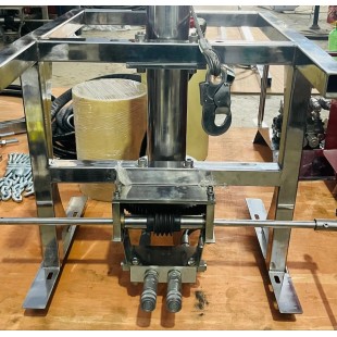 Support frame for the whipping machine B40
