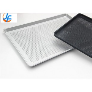 Perforated aluminum baking tray 600x400 in