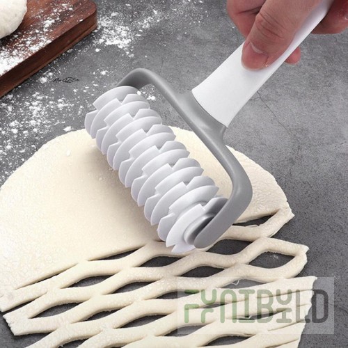 JB Prince UA181 1.5 Inch Dough/Cookie Cutter Smooth Aluminum