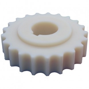 Small plastic gear for the whipping machine B5