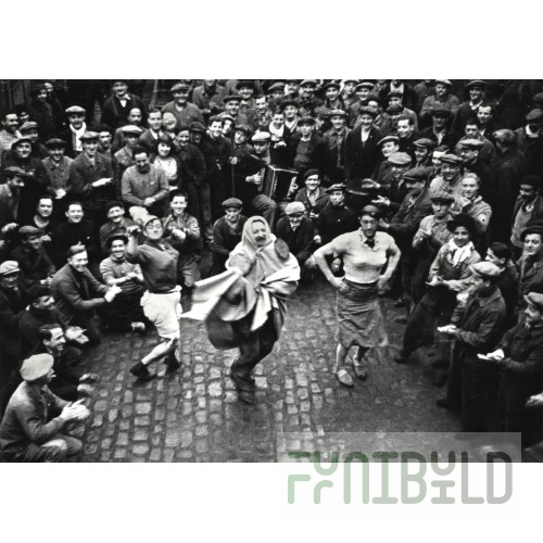 Vollrath J1 5-1/4 Inch Lid Dispenser Countertop Black Plastic 1 Compartment