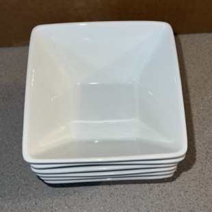 World Tableware SL-111 Bowl 10 Oz. 4-1/2 World Tableware SL-111 Bowl 10 Oz. 4-1/2