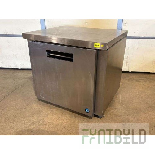 Hoshizaki UR36A 36 Inch One Section Undercounter Refrigerator Stainless Steel with Adjustable Shelf