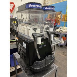 Bunn 34000.0080 16 to 21 Inch Counter Model Frozen Drink Machine with 2 Hoppers