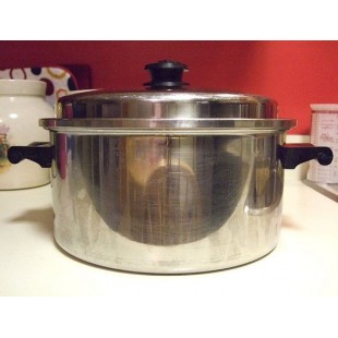 Thunder Group SLSBP4020 20 Quart Brazier Pot Stainless Steel with Lid Thunder Group SLSBP4020 20 Quart Brazier Pot Stainless Steel with Lid