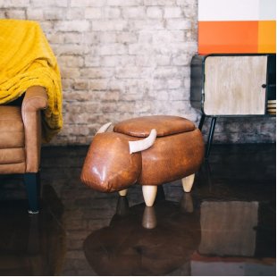 Pouf Bychok, brown, with a box and a lid