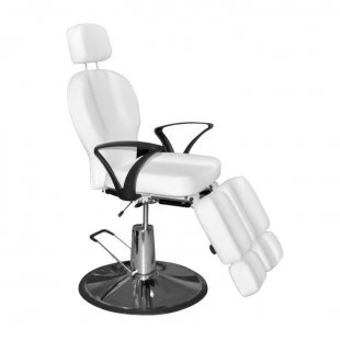 McComb pedicure chair on hydraulics