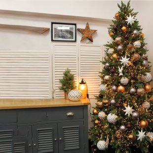 Designer Spruce Decorated Premium Green Gold