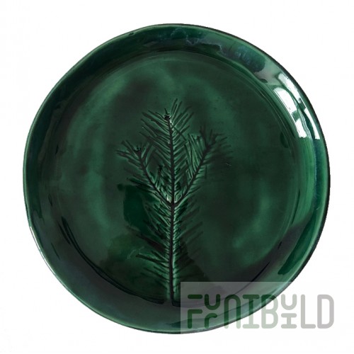 Shallow dinner plate in malachite