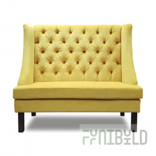Virginia sofa with armrests