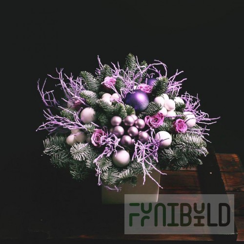 Table Arrangement Purple