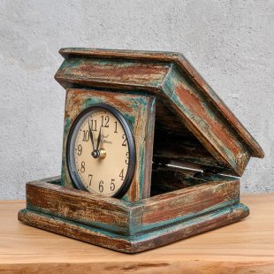 Table clock 01061