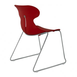 Mariquita plastic chair on runners