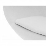 Egg chair, white