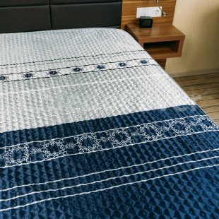 Coverlet artificial silk