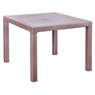 Hegra chocolate table