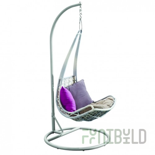 Hanging chair Chyske made of artificial rattan