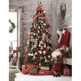Designer Christmas tree decorated with Cozy Christmas
