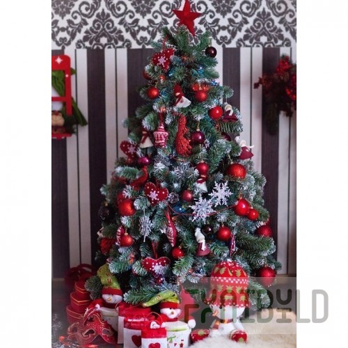 Decorative spruce decorated with Red Naomi