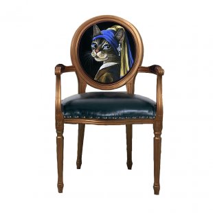 Chair with armrests Bianca, cat with pearl earring