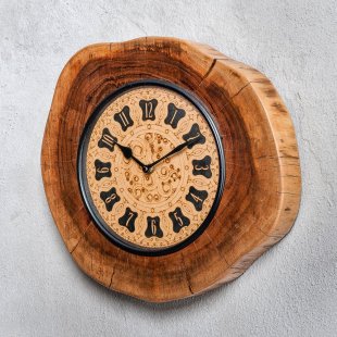 Wall clock 01066