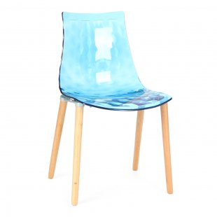 Gauzi chair with wooden legs blue
