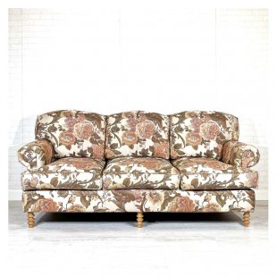 Sofa Studio