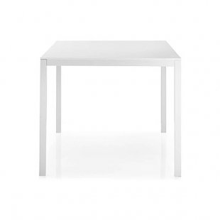 Table Kuadro