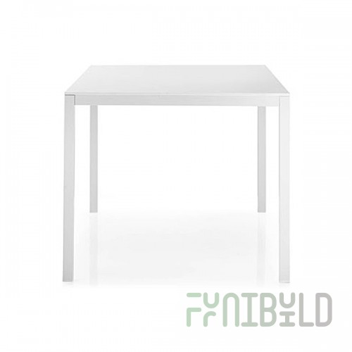 Table Kuadro