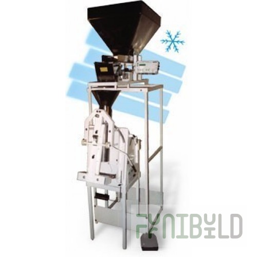 Dosing packaging semi-automatic machine for packing frozen large-piece products