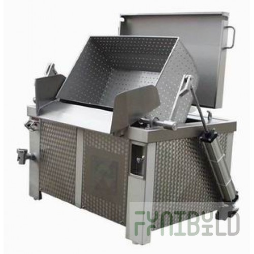 Cooking kettle with unloading device