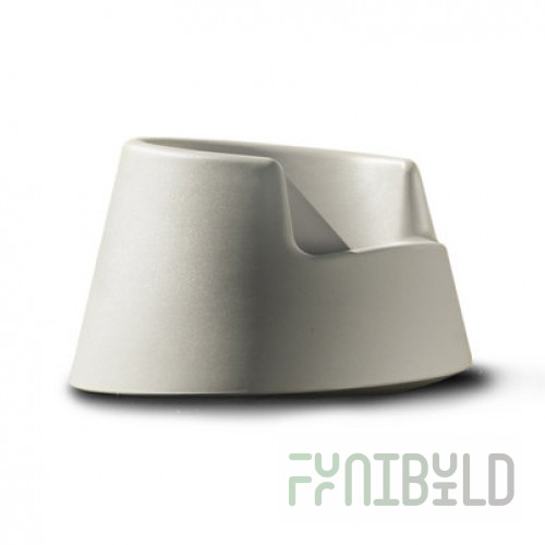 Tumbler chair, plastic
