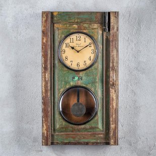 Wall clock 01054