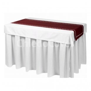 Table runner stitched