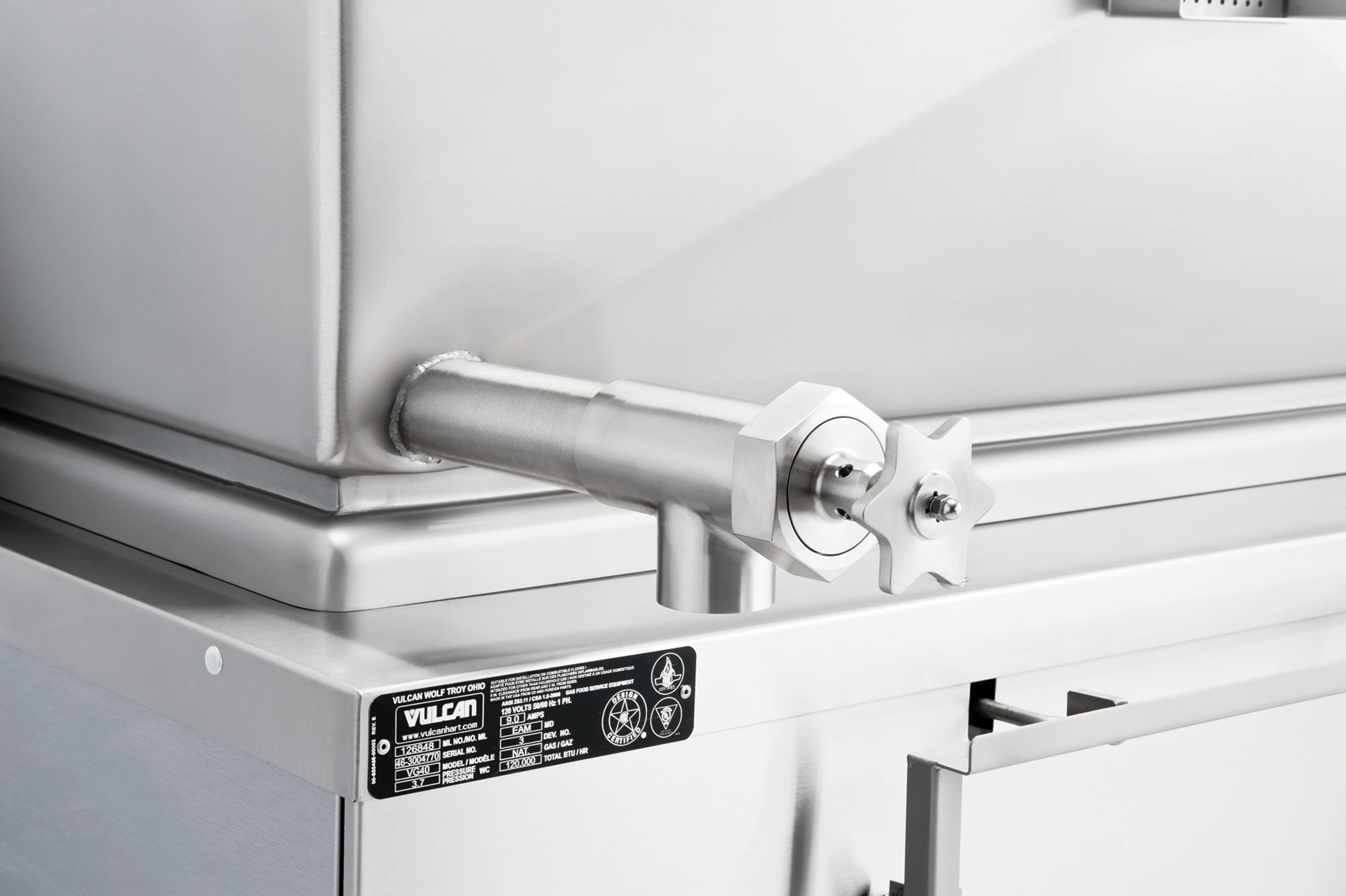 Vulcan VG40_LP 46 Inch Gas Braising Pan with Manual Tilt 120000 BTU Vulcan VG40_LP 46 Inch Gas Braising Pan with Manual Tilt 120000 BTU