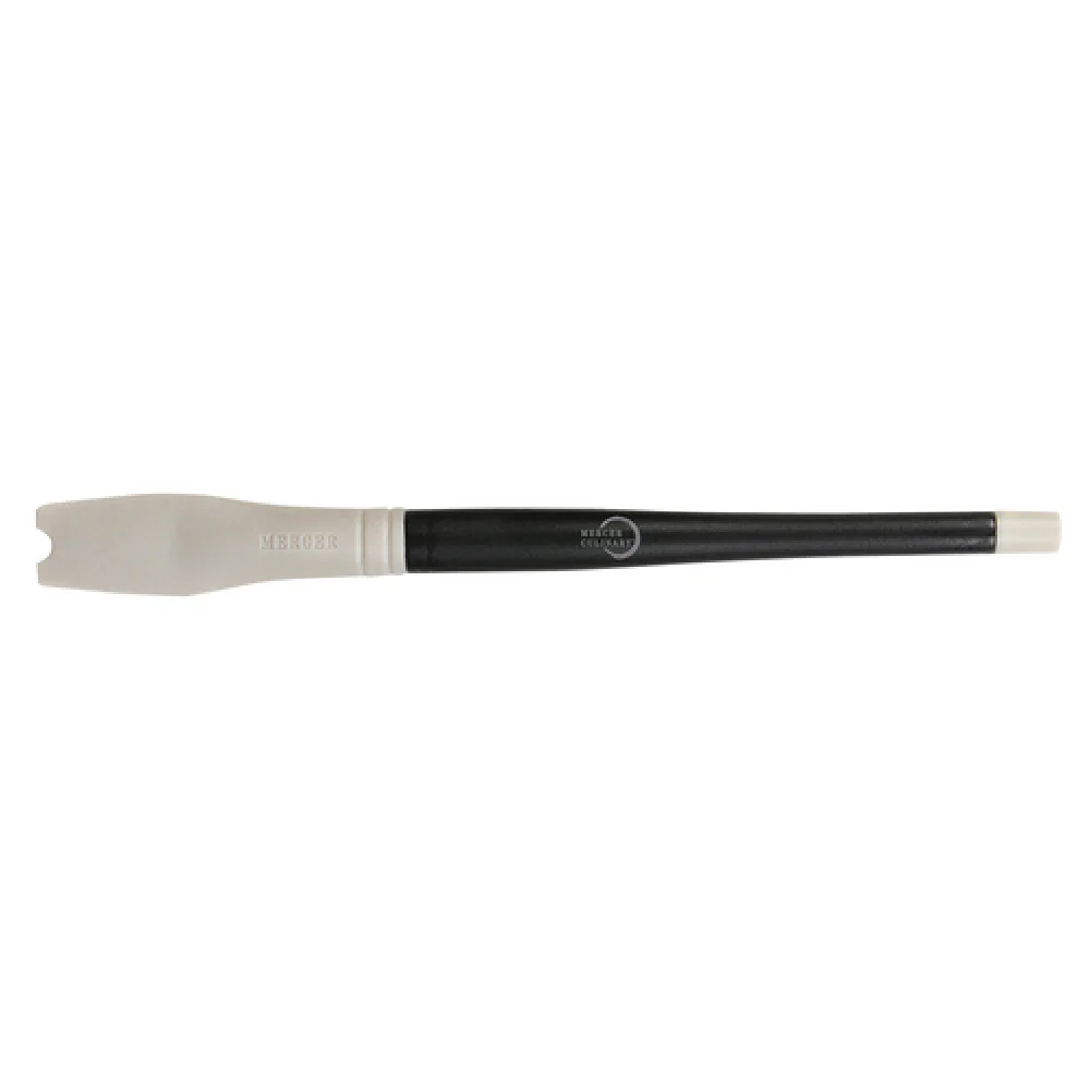 Mercer Culinary M35604 3/4 Inch Silicone Plating Brush with Nylon Handle