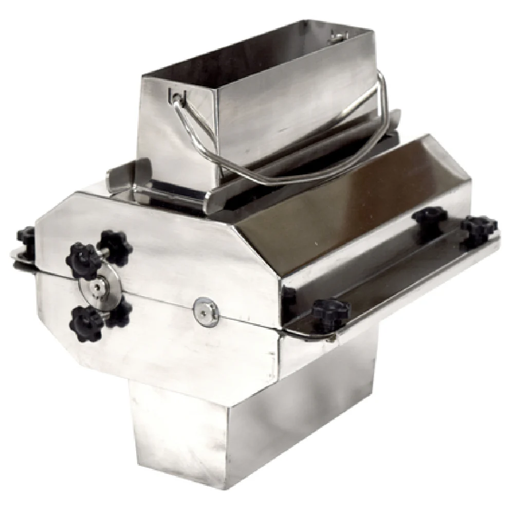 American Eagle Food Machinery AE-GMC22NH-2 Meat Cutter Attachment Head Produces 2 American Eagle Food Machinery AE-GMC22NH-2 Meat Cutter Attachment Head Produces 2