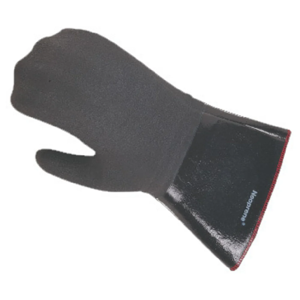 CFS Brands 6786RMT 14 Inch Fryer Oven Mitt with Neoprene Rubber Protection CFS Brands 6786RMT 14 Inch Fryer Oven Mitt with Neoprene Rubber Protection