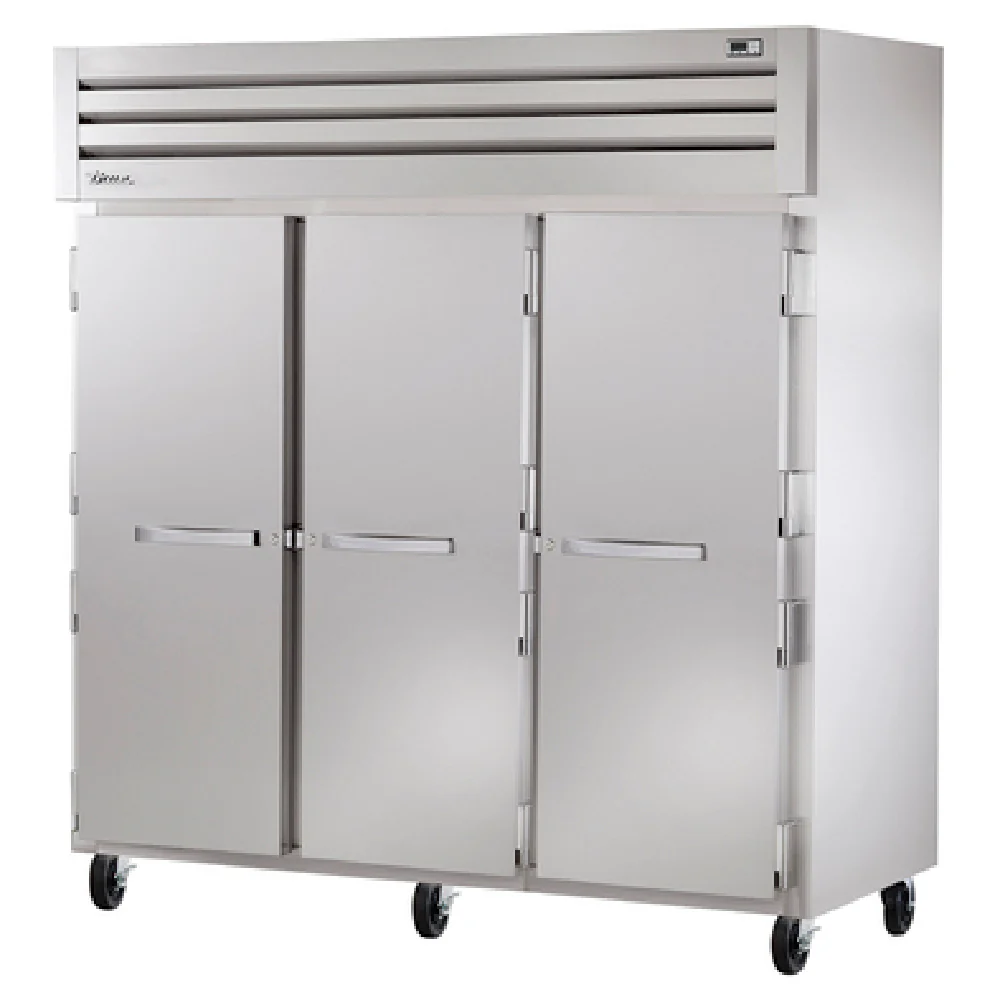 True Refrigeration STA3R-3S-HC 77 Inch 3 Section Refrigerator Reach-in with Locks